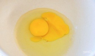Закусочные оладьи с зеленым луком и яйцом - фото шаг 1