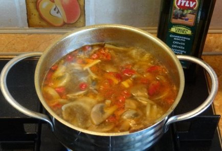 Луково-чесночная похлебка с шампиньонами