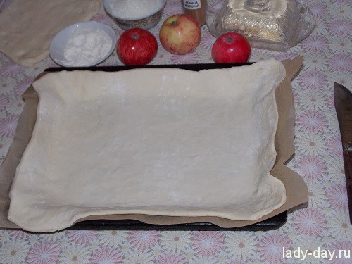 Пирог с яблоками на скорую руку