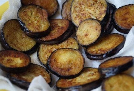 Ассорти из жаренных баклажанов и кабачков