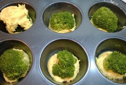 Маффины с брокколи в духовке
