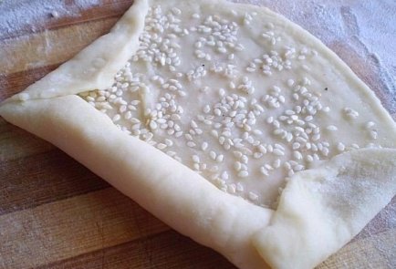 Кунжутные трубочки с сыром