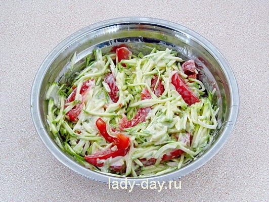 салат из сырых кабачков рецепты быстро и вкусно с фото