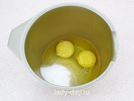 яйца и сахар