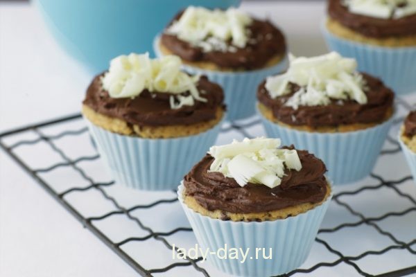 кекс с шоколадом