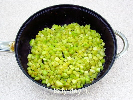 жарить кабачки