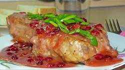 Свиные отбивные с виноградом Как приготовить вкусное мясо