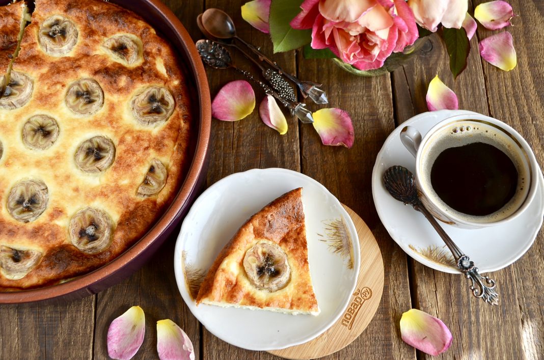 Творожная запеканка с бананами