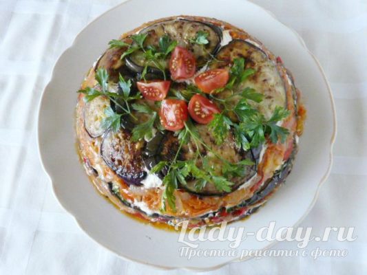 торт из баклажанов с помидорами