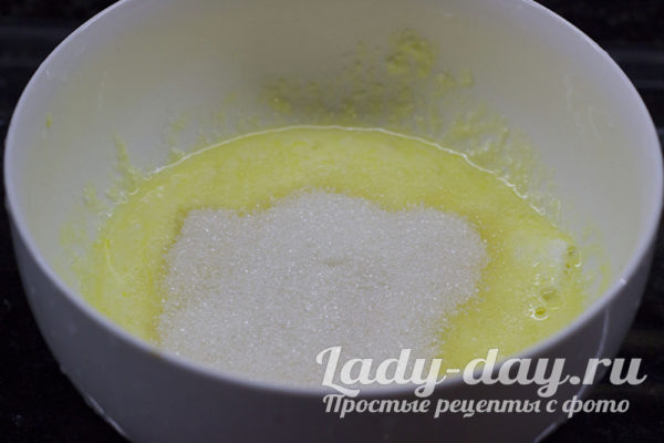 Засыпаем песок