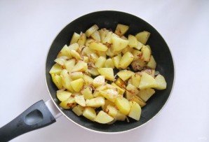 Жареный картофель со вкусом грибов - фото шаг 5
