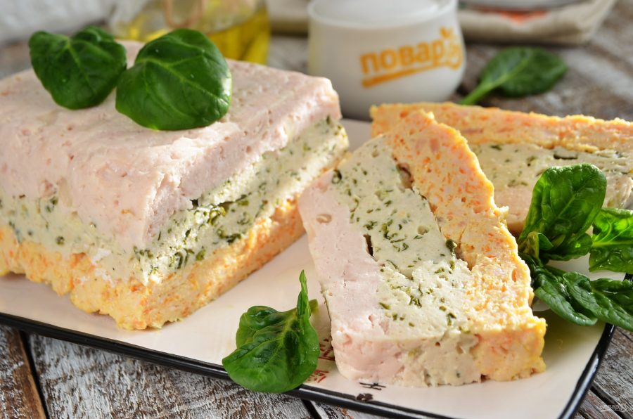 Разноцветная запеканка с куриным фаршем