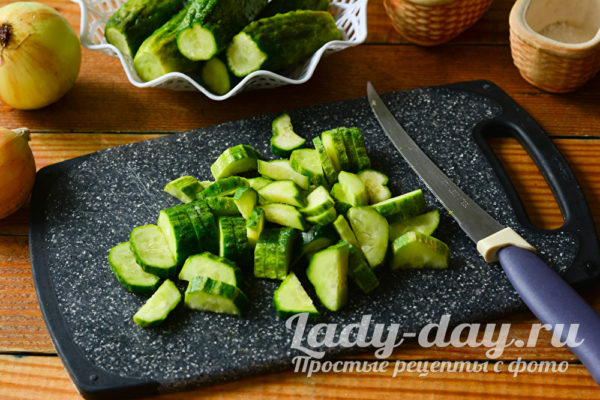 измельченные огурцы