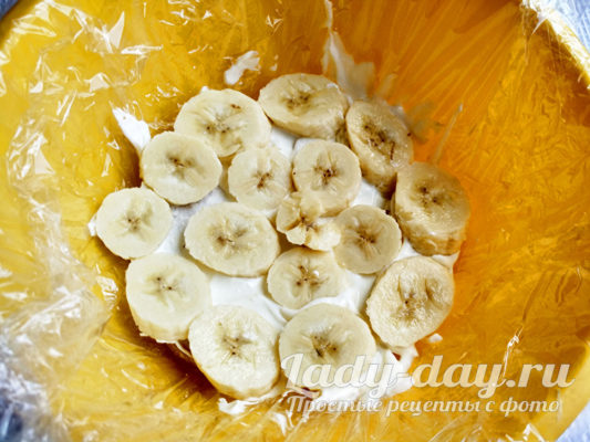 Выложить бананы