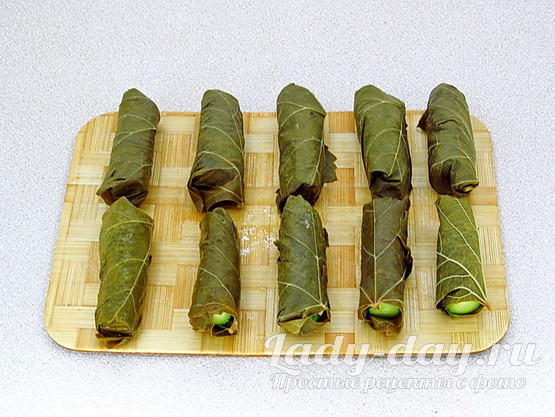 заворачиваем огурцы