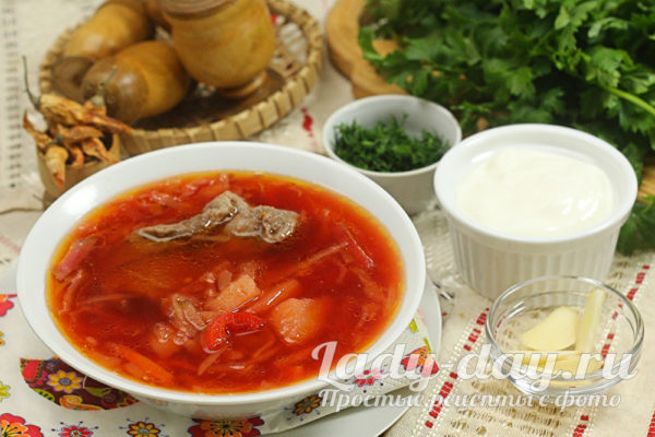 готовый борщ