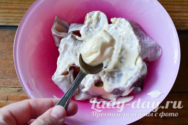 добавить майонез