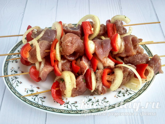 смазать маслом