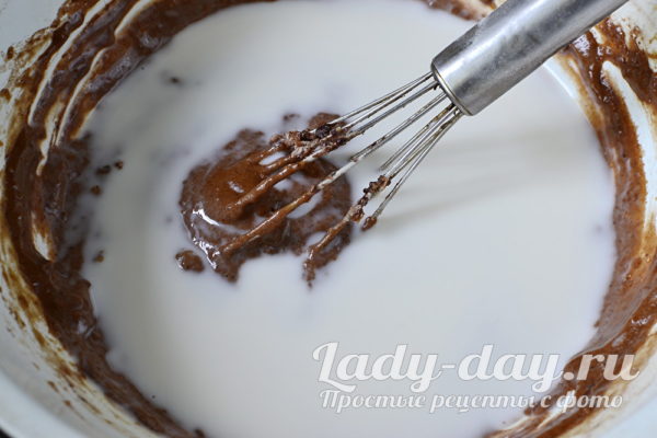 добавить молоко