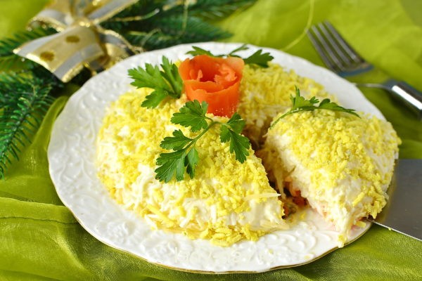 Салат Мимоза со шпротами