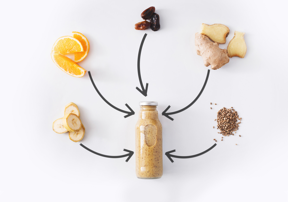 Смузи из банана, апельсина, фиников, имбиря и семян чиа