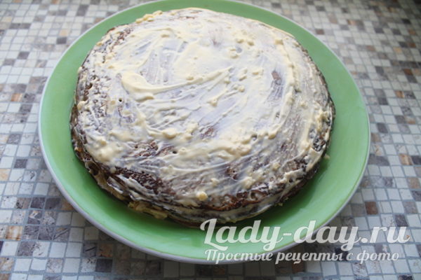 Печеночный торт из куриной печени с овощами