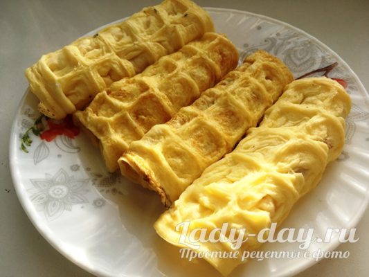 Омлет в вафельнице