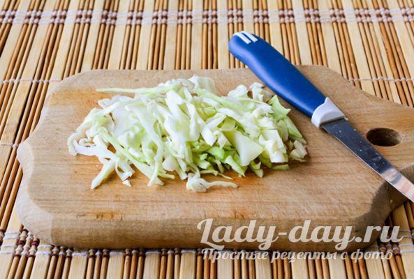 режем капусту