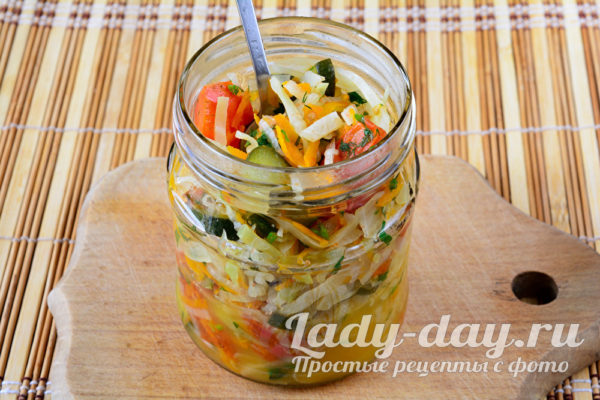 укладываем салат