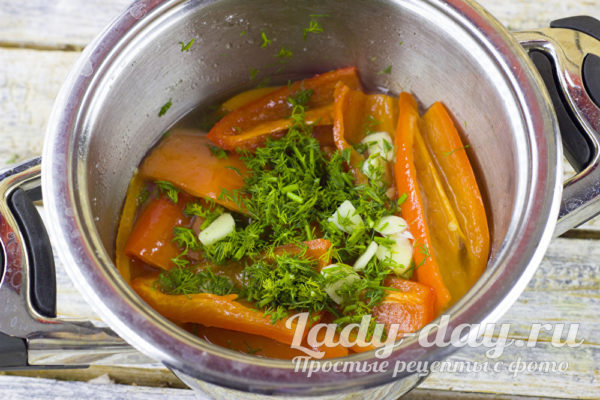 добавить чеснок