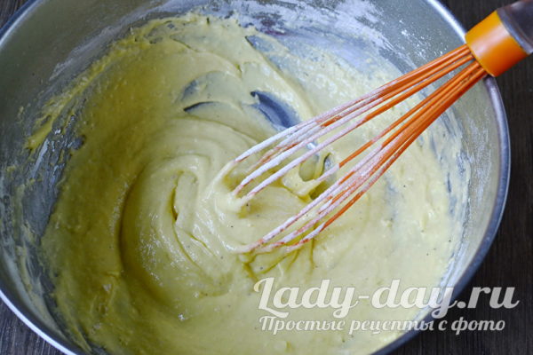 замешиваем тесто