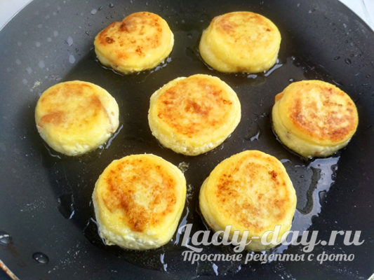 обжарить с другой стороны