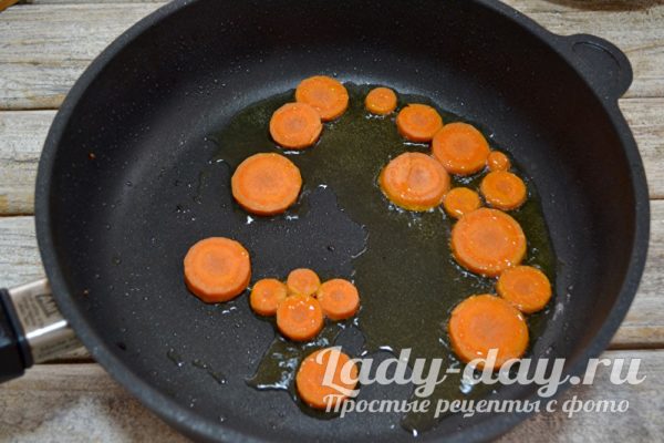 Обжариваем в масле