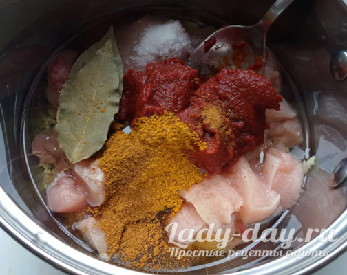 добавить специи