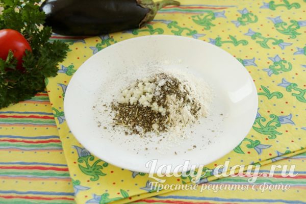 добавить в муку специи