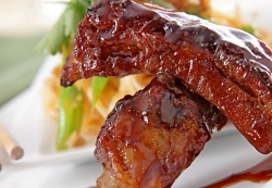 Как приготовить вкусные свиные ребрышки