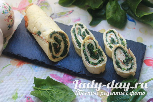 Яичный рулет на сковороде