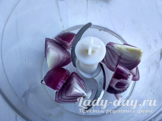 Лук очистить