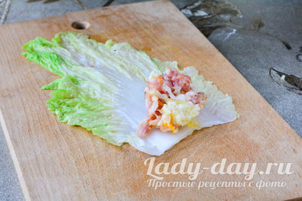 выложить начинку