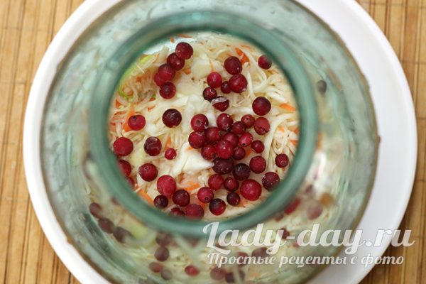 добавим клюкву