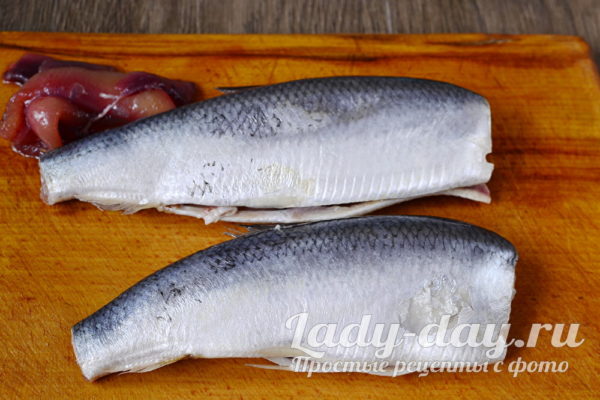 потрошим рыбу