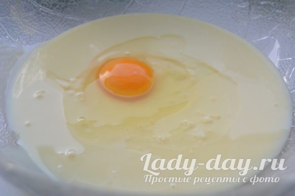 добавить яйца