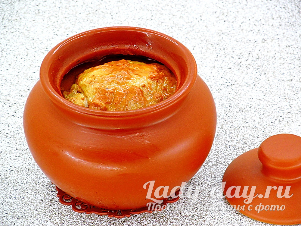 курица в горшочке