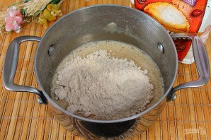 Карамельный творожник с черносливом - фото шаг 5