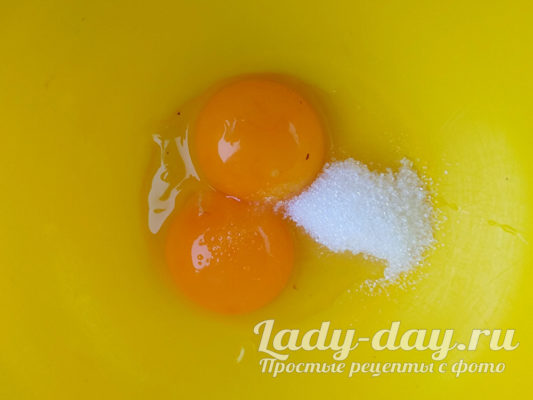 добавить сахар