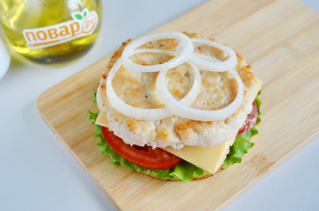 Сборка картофельного сэндвича, шаг 3