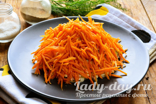 украсить морковью