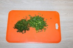 Салат из крабовых палочек с шампиньонами - фото шаг 8