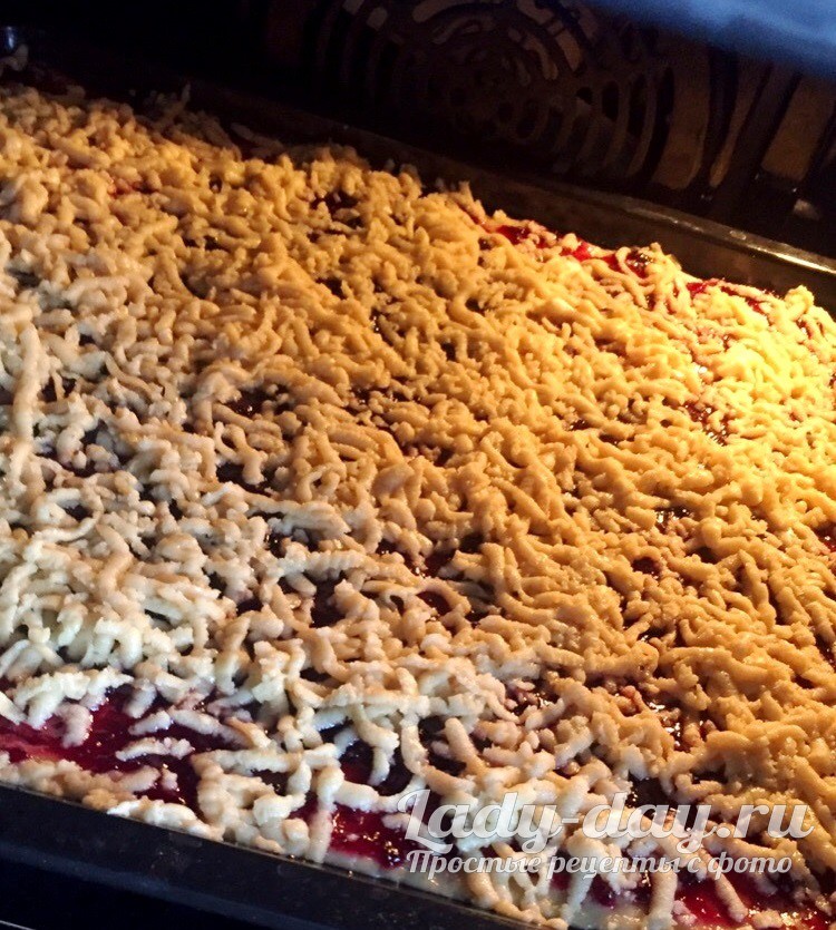 пирог в духовке