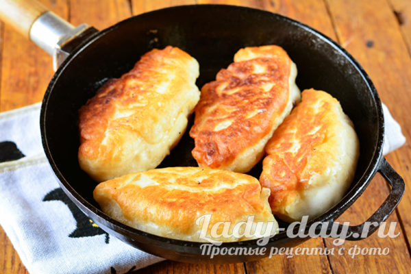 жарить пирожки